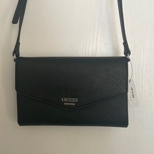 Black Crossbody Guess Purse (NWT)